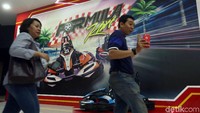 Salah satu wahana bermain yang menarik untuk dicoba di Trans Studio Cibubur adalah Formula Kart.
