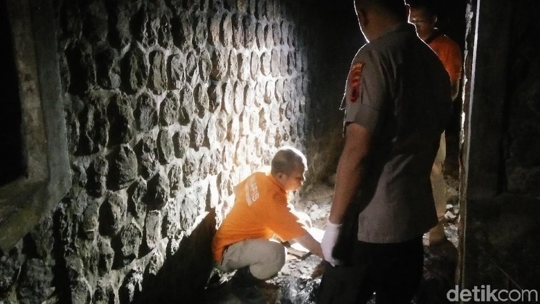 Tersangka Bunuh Korban Mutilasi di Puncak Bogor Tersangka Bunuh Korban Mutilasi di Puncak Bogor
