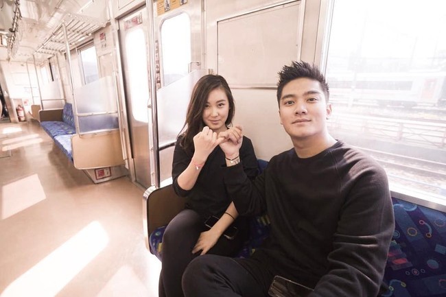 Pria 30 tahun itu mengatakan jika ada beberapa hal yang tak bisa dikompromi oleh kedua belah pihak. Keduanya pun memilih untuk membatalkan pernikahan daripada harus memaksakan dan berujung cerai. Foto: Instagram karbearv