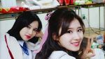 Ini Momen Mina Twice Saat Kulineran Bersama Teman