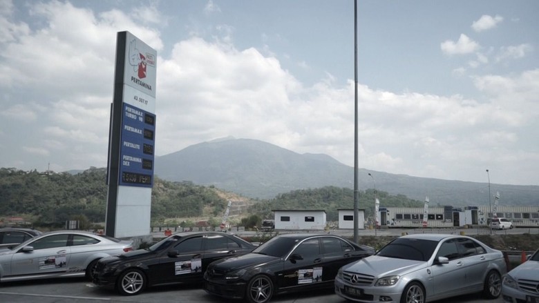 Ikut Tour de Jateng, Komunitas Mercedes-Benz W204 Tempuh 500 Km Ikut Tour de Jateng, Komunitas Mercedes-Benz W204 Tempuh 500 Km