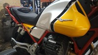 PT Piaggio Indonesia sendiri menggelar konferensi pers mengenai spesifikasi dan fitur yang tersemat pada motor ini di Mall Kota Kasablanka, Jakarta, Sabtu (13/7/2019). Presiden Direktur PT Piaggio Indonesia Marco Noto La Diega mengungkapkan V85TT sengaja dihadirkan karena memiliki gaya yang khas untuk masyarakat Indonesia. Foto: Ridwan/detikOto