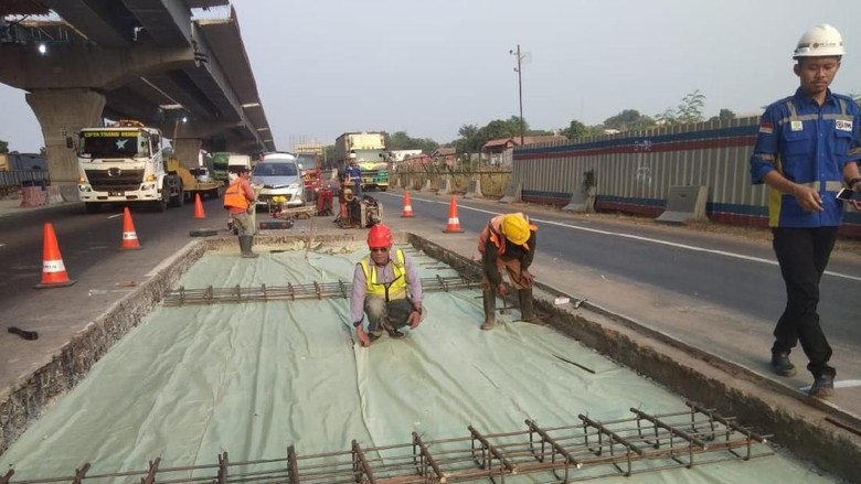 Ada Perbaikan di KM 26 dan 32, Tol Jakarta-Cikampek Alami Penyempitan Ada Perbaikan di KM 26 dan 32, Tol Jakarta-Cikampek Alami Penyempitan