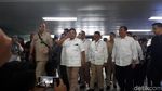 Saat Jokowi dan Prabowo Naik MRT dari Lebak Bulus ke Senayan