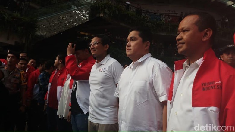 Usai Pertemuan Jokowi-Prabowo, Erick Thohir Bertemu Sandiaga di Acara Milenial Usai Pertemuan Jokowi-Prabowo, Erick Thohir Bertemu Sandiaga di Acara Milenial