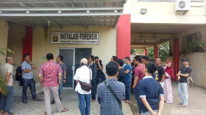 Siswa SMA Taruna Palembang Meninggal Saat MOS, Ortu Lapor Polisi Siswa SMA Taruna Palembang Meninggal Saat MOS, Ortu Lapor Polisi