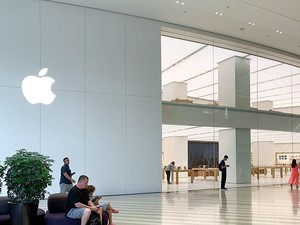 Kecuali di China, Apple Tutup Toko di Seluruh Dunia