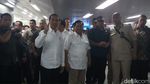 Momen Jokowi-Prabowo Bertemu, Naik MRT hingga Makan Siang Bersama