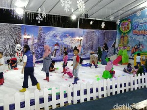 Akhir Pekan Ini Semarang Punya Salju Lho!