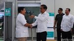 Penuh Tawa, Begini Momen Saat Prabowo Sambut Jokowi