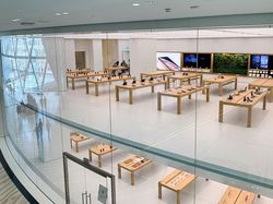 Penampakan Apple Store di Bandara Changi