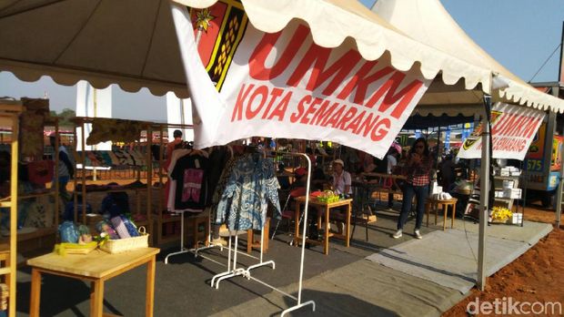Belanja Oleh-oleh Sampai Nonton Via Vallen Bisa di MXGP Semarang