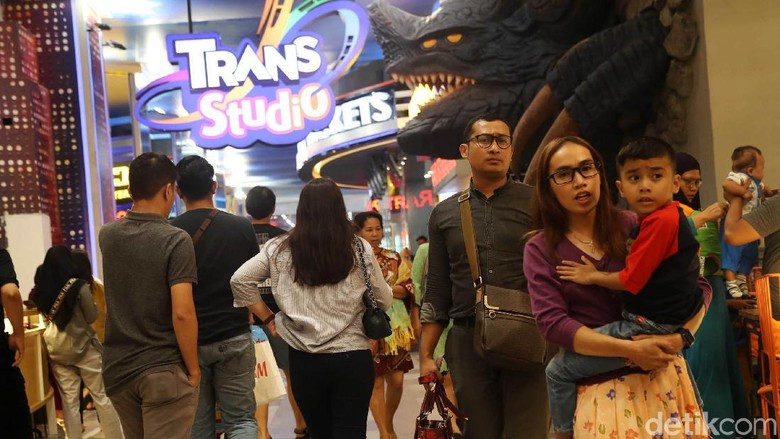 Suasana ramai di Trans Studio Cibubur (Pradita Utama/detikcom) Suasana ramai di Trans Studio Cibubur (Pradita Utama/detikcom)