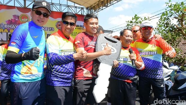 Funbike Colour Festival Bertabur Hadiah Mewah/