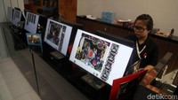 Usai berfoto-foto, pengunjung bisa langsung mencetaknya.