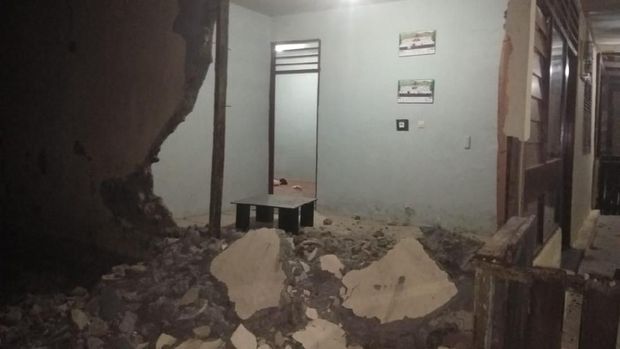 Gempa M 7,2 Pulau Bacan Sebabkan Kerusakan Bangunan 