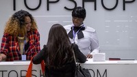 Topshop menutup semua 11 tokonya di AS. Istimewa/Business Insider.