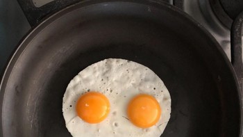 Walau sederhana tentu memiliki tingkat kerumitan sesuai gambar. Foto: Instagram/the-eggshibit