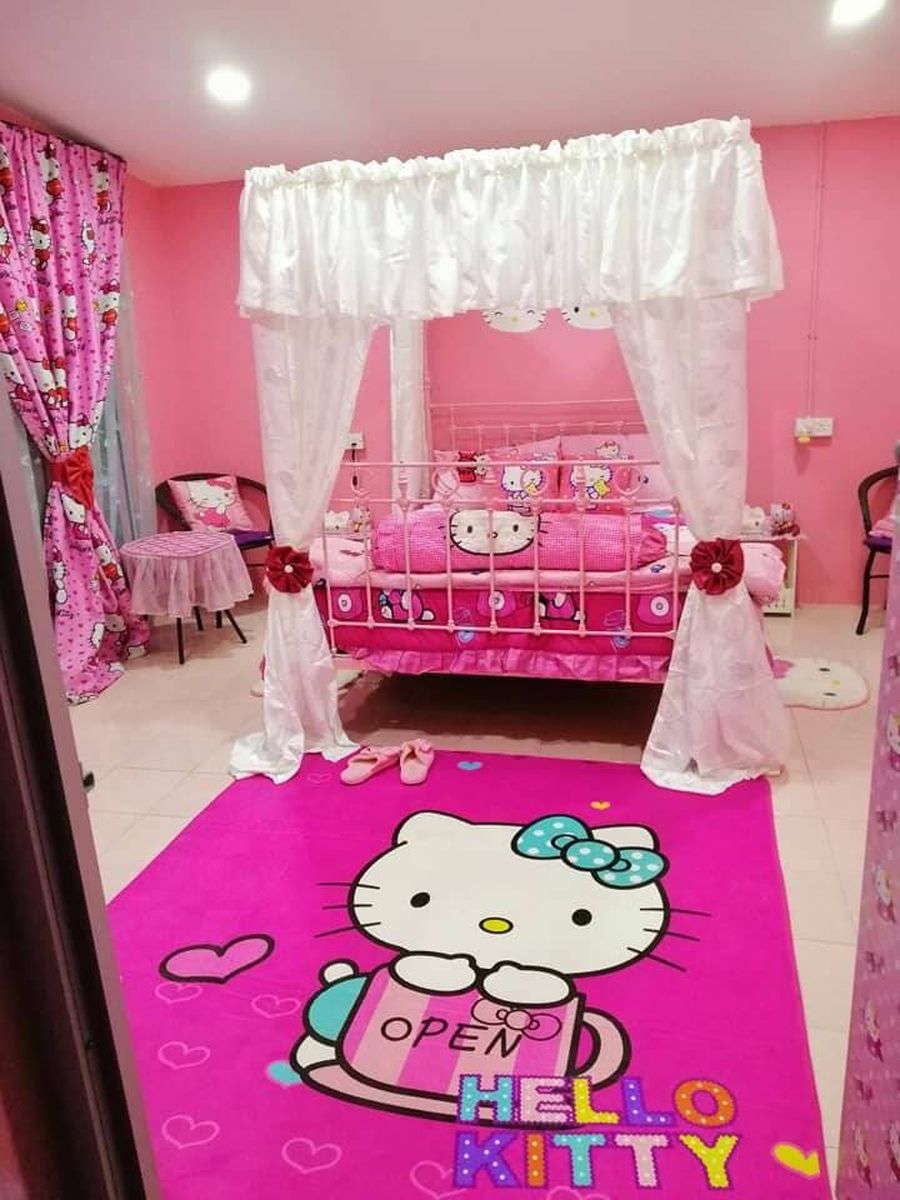 Foto Ketika Rumah Warisan Tua Disulap Jadi Surganya Hello Kitty Foto 7