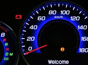 Mengemudi di Perumahan Memang Tak Boleh Ngebut, Ini Bahayanya