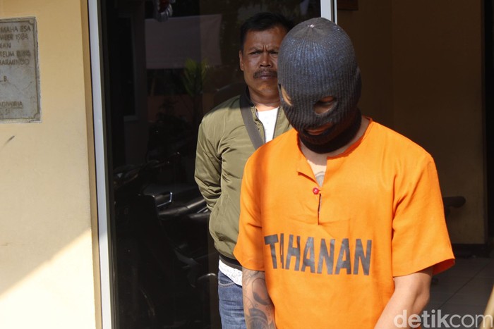 Polisi Ringkus Penjambret Ponsel Remaja di Cimahi