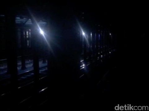 Listrik di Manhattan Sempat Padam, Kereta Bawah Tanah Gelap Gulita
