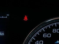Sudah Tahu Belum Arti Simbol di Dashboard Mobil?