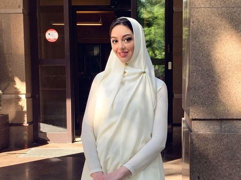 Beredar Surat Cerai, Oksana Bantah Pisah dari Sultan Kelantan Beredar Surat Cerai, Oksana Bantah Pisah dari Sultan Kelantan