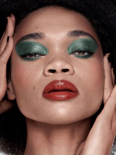 Lady Gaga Rilis Makeup, Produknya Mulai dari Rp 300 Ribuan 