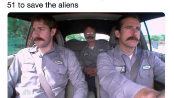 Netizen ini dan teman-temannya siap menuju Area 51 untuk menyelamatkan para alien. Foto: Twitter