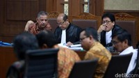 Sofyan Basir didakwa memfasilitasi pertemuan sejumlah pihak terkait korupsi pembangunan PLTU Riau-1.