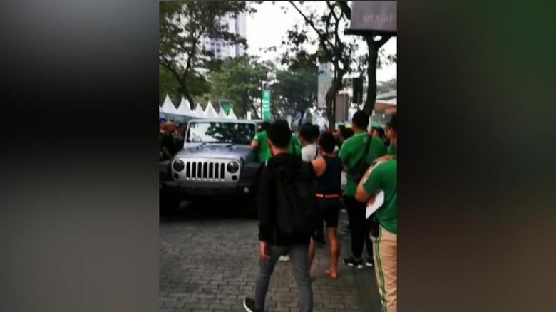 Polisi Sita Jeep Rubicon yang Tabrak Panitia Maraton Polisi Sita Jeep Rubicon yang Tabrak Panitia Maraton