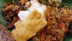 Pagi Ini Tambah Energi dengan Sarapan Nasi Langgi Berlauk Komplet