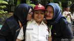 Lucu! Beragam Ekspresi Siswa SD di Hari Pertama Sekolah
