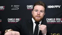 Di posisi 10 adalah petinju asal Meksiko, Canelo Alvarez. Ia mendapatkan bayaran sebesar US$ 94 juta. Istimewa/Kevork Djansezian/Getty Images.