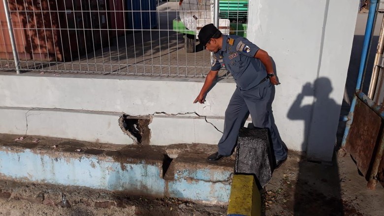 Pascagempa Labuha, Aktivitas Pelabuhan Babang Kembali Normal Pascagempa Labuha, Aktivitas Pelabuhan Babang Kembali Normal