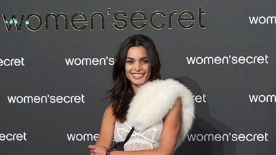 Lagi di Bali, Ini Sosok Model Spanyol yang 2 Kali Tolak Lamaran Dani Alves