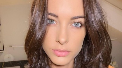 Sosok YouTuber Cantik yang Meninggal di Usia 35 Saat Naik Skuter