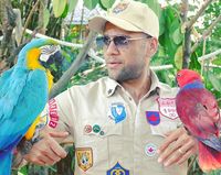 Dani Alves bersama istrinya jalan-jalan di kebun binatang di Gianyar, Bali (Instagram/danialves)