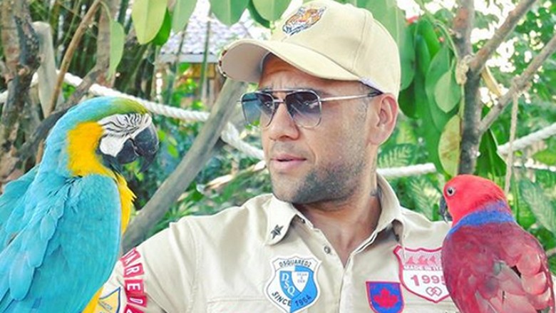 Dani Alves di Bali (Instagram/danialves) Dani Alves di Bali (Instagram/danialves)