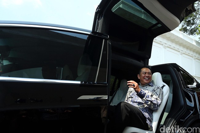 Berita Populer: Ban Benjol, Mobil Listrik Tak Cuma untuk Orang Kaya
