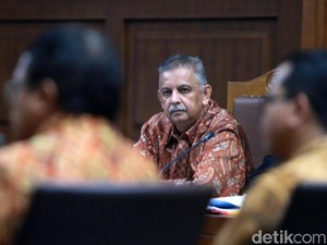 Geger Listrik Padam Besar-besaran, Apa Kata Eks Dirut PLN Sofyan Basir?