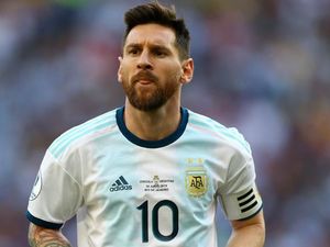 Bantu Atasi Krisis di Argentina, Lionel Messi Sumbang Makanan untuk Tunawisma