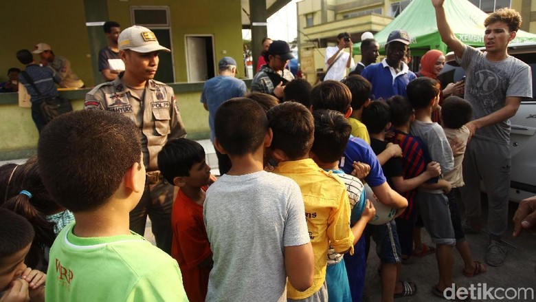 Pemprov DKI Lapor Menko Polhukam-KSP soal Pencari Suaka Pemprov DKI Lapor Menko Polhukam-KSP soal Pencari Suaka