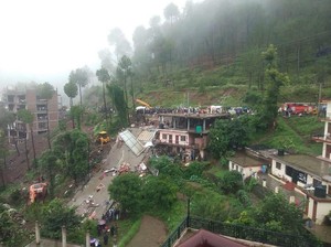 Banjir dan Longsor Terjang Asia Selatan, Lebih dari 130 Orang Tewas