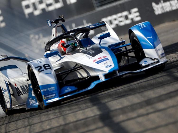 Menanti Mobil Listrik Formula E Kebut-kebutan di Jakarta