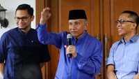 Menurut Amien, demokrasi tanpa oposisi itu demokrasi bodong. Sebab, demokrasi perlu checks and balances.