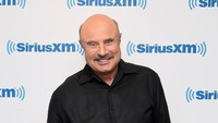 Dr. Phil McGraw menempati posisi sembilan. Pria yang dikenal sebagai psikolog dan pemandu acara televisi Dr Phil ini mendapatkan bayaran sebesar US$ 95 juta. Istimewa/Nicholas Hunt/Getty Images.