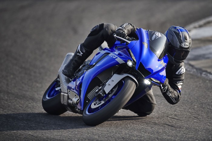 Yamaha mengumumkan pembaruan moge mereka, YZF-R1 dan YZF-R1M. YZF-R1 dan YZF-R1M 2020. Penasaran seperti apa?