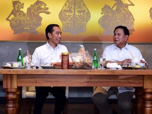 Membangun Oposisi Alternatif